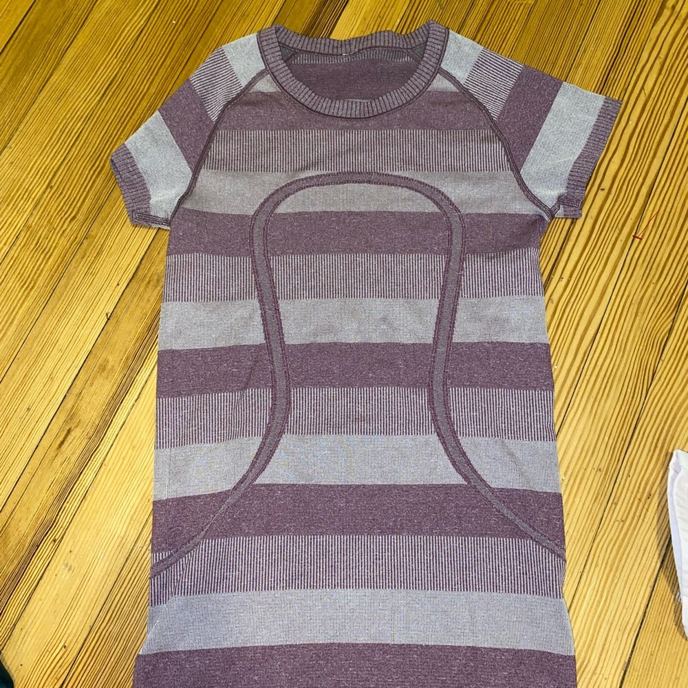 Lululemon Swiftly Tech Short Sleeve Top